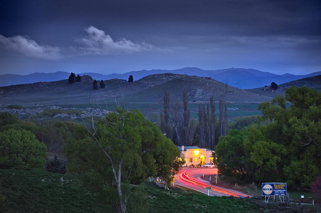 Blacks Hotel Ophir Екстериор снимка