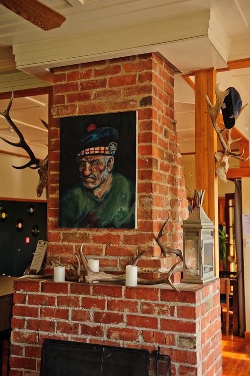Blacks Hotel Ophir Екстериор снимка