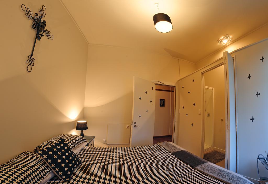 Blacks Hotel Ophir Екстериор снимка